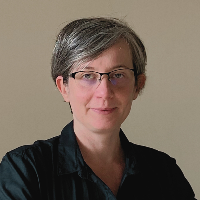 Dr. Katalin Oborni